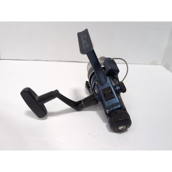 Vintage Daiwa J1350A Rear Drag Spinning Reel Fishing Reel VTG - Picture 3 of 7